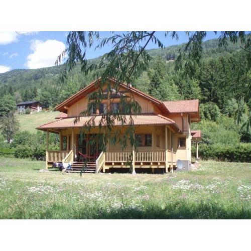 Komfortables Vollholzhaus in Fischertratten