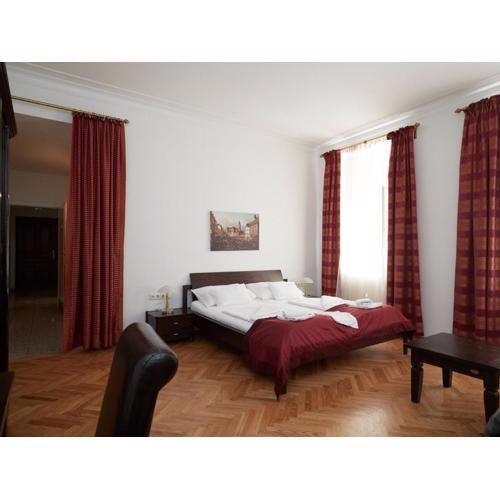 La Scala Apartments