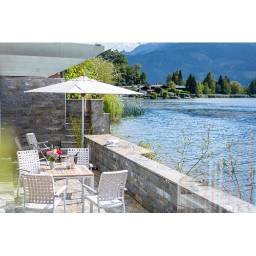 Lakefront Suite 148 by we rent