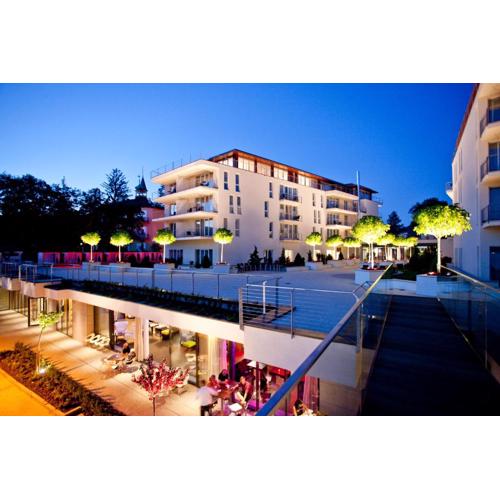 Lake's - My Lake Hotel
