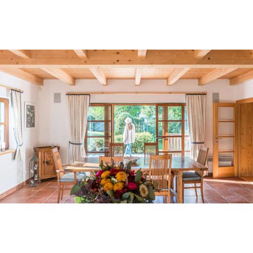 Landhaus Alte Salzstraße - Your Austrian Home