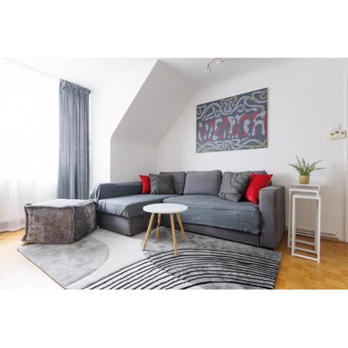 #LiveLikeALocal Nestroyplatz Apartment near center