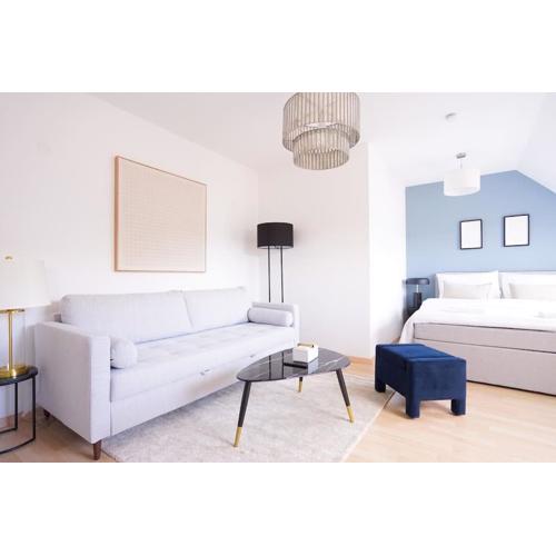 Long Term Stay, Next to Mariahilferstraße