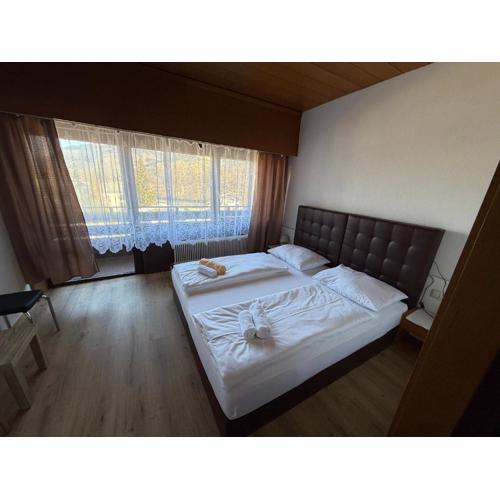 Lukas Rooms