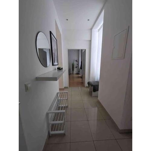 Luxury CityApartment 7