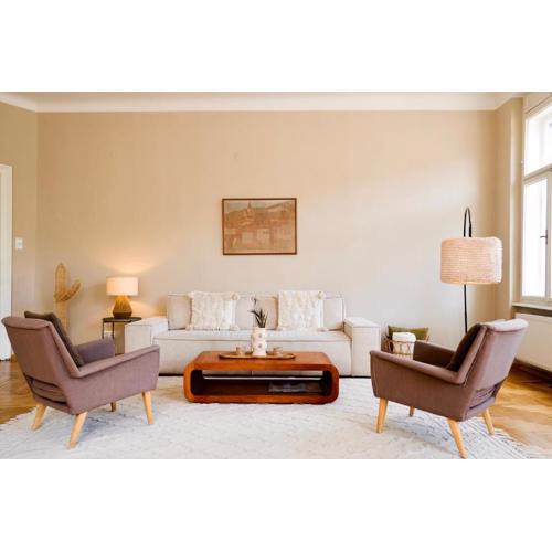 Luxusapartment im Zentrum mit Schlossbergblick und Parkplatz