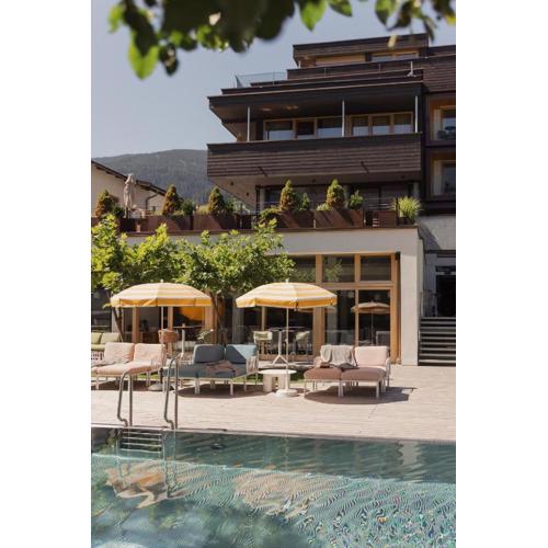 Mari Pop Hotel