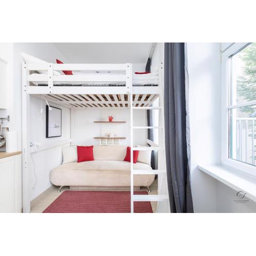 Market retreat near HBH