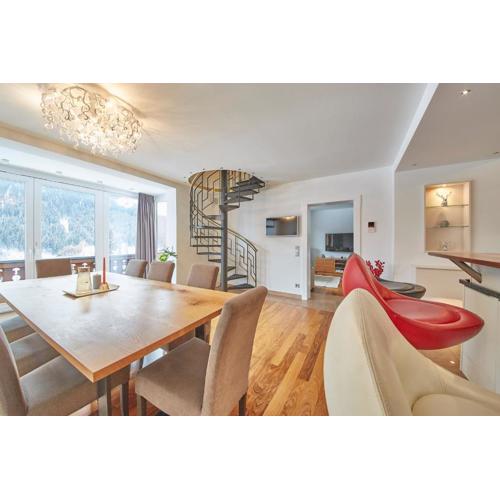 Marys Holiday Penthouse