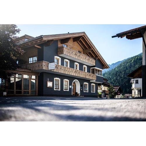 Mellow Mountain Hostel