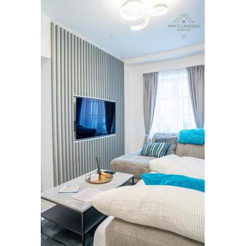 MIMIs Lakeside Apartment - NEWLY RENOVATED