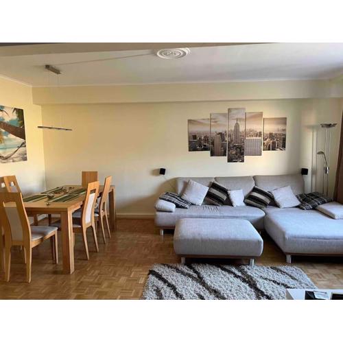 Modern and cozy apartment close to city center