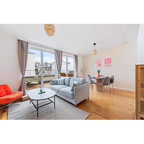 Modern Apartment near City Center - Rooftop Terrace