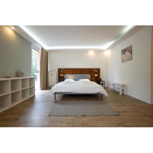 Modern Studio with Queen-Size Bed, Self Check-in
