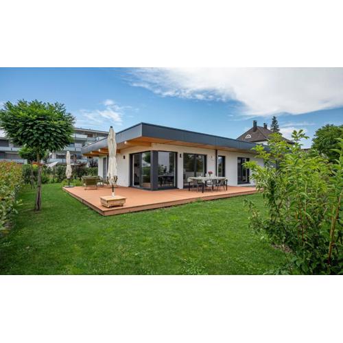 Moderner Bungalow in Seenähe
