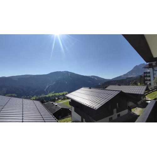 Modernes Apartment mit Panoramablick & Wanderwegen ab Haustür