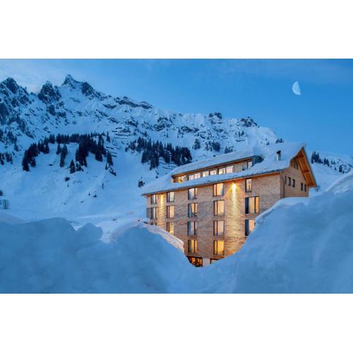 Mondschein Hotel & Chalet Ski-In Ski-Out Luxus am Arlberg