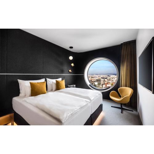 MOOONS Vienna
