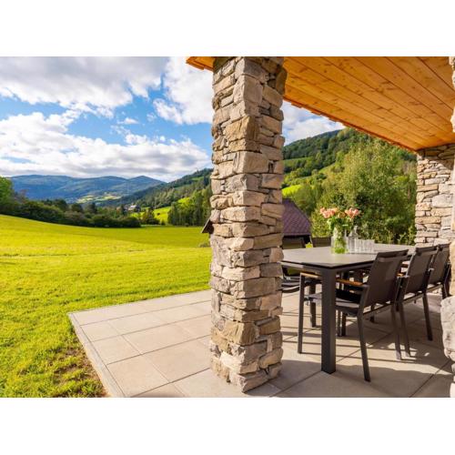 Mountain Chalet Alpinchique