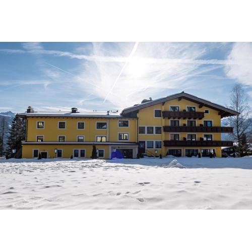Mountain Hotel & Hostel