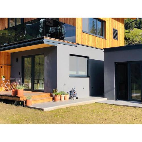New relaxing mountain getaway.