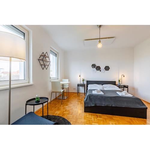 New with a View - Modern Studio