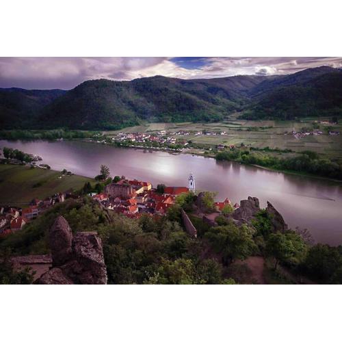 Newly Renovated Cheerful Cottage in Dürnstein