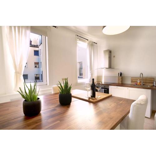 OPERASTREET CITY CENTER Apartment "Bangkok" in Vienna