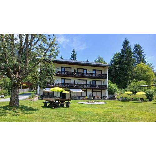 Pension & Apartments Weissbriach