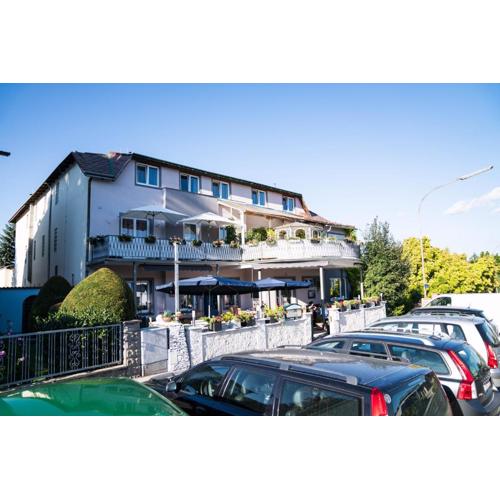 Pension & Restaurant La Amalia