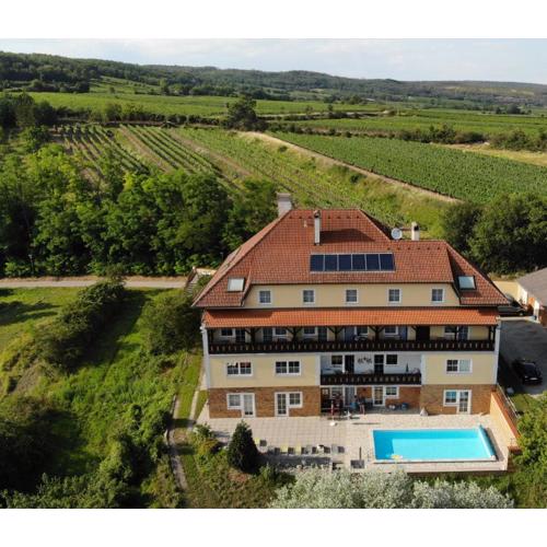 Pension Rudi - Weingut Kellner