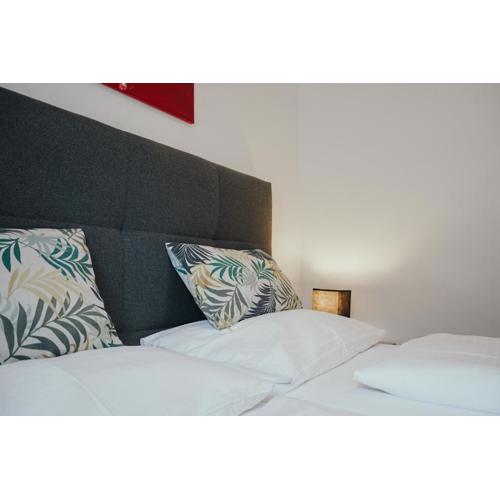 Pension Steinbichler - Apartments und Zimmer Check in 24-7