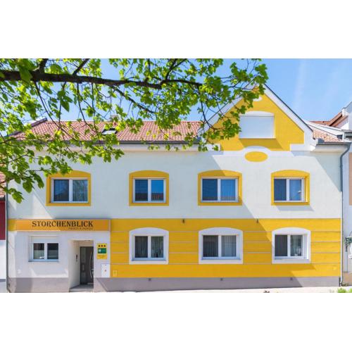 Pension & Weingut Storchenblick