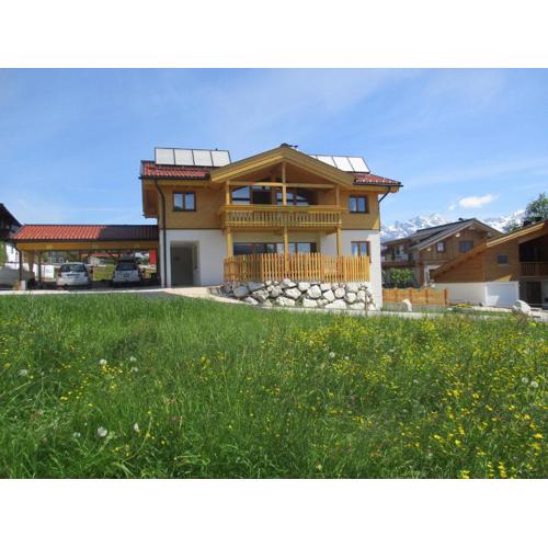 Penthousewohnung mit Garten Sauna Pool