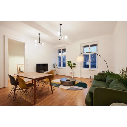 Premium Apartments near Naschmarkt in Central Wien 24H Check-in