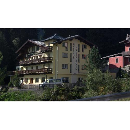 "Quality Hosts Arlberg" Hotel-Gasthof Freisleben