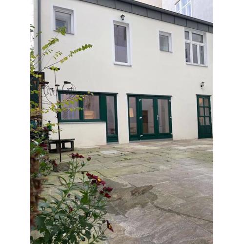 Quiet apartment close to center