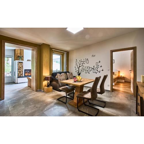 Relax-Suite Kaminfeuer