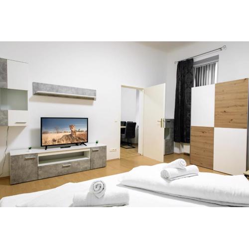 Royal-Haven Apartment
