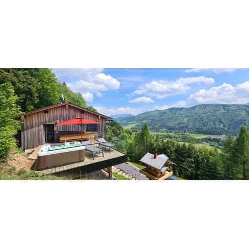 Ruhige Bergvilla in Alleinlage am Mondsee mit Seeblick Bergblick und Whirlpool