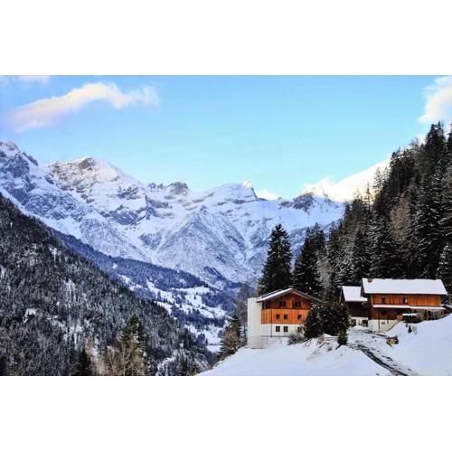 Rustic Farm in Tyrol with Mountain Views