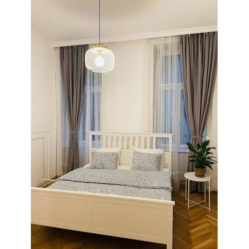 Schick Apartment