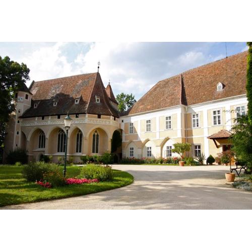 Schloss Schrattenthal