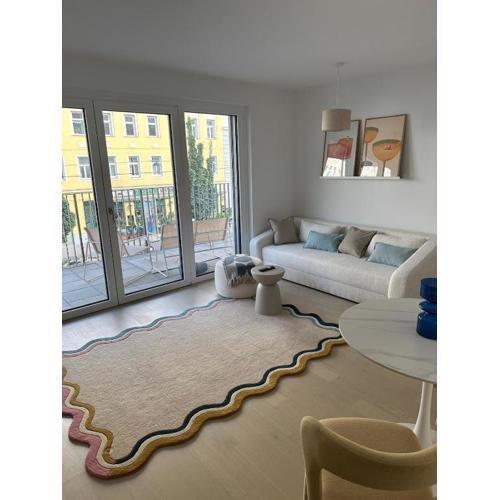 Schöne 2 Zimmer Wohnung mit Balkon im 5 Bezirk