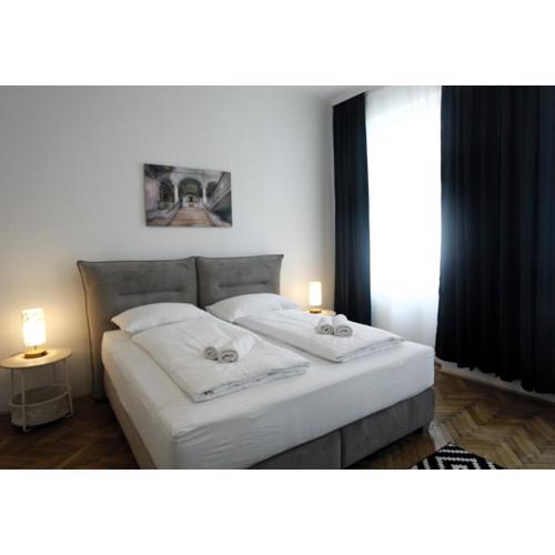 Schöne Dreizimmerwohnung Direkt Am Augarten