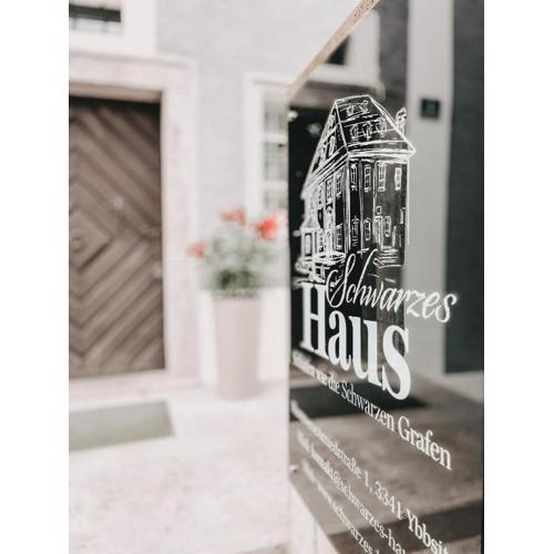 Schwarzes Haus