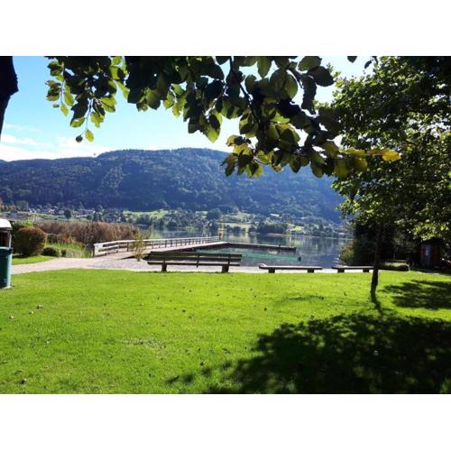Seeappartement LUNA am Ossiachersee mit privatem Seezugang, Hallenbad, Skiarena Gerlitzen