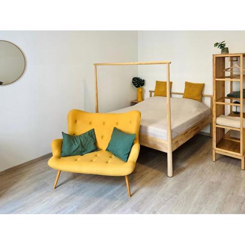 SERVUS HOMES - Metro Stadthalle - AMADEUS