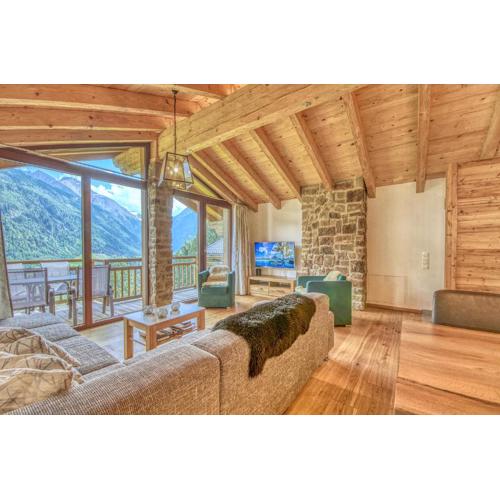 Ski-in Ski-out Chalet Maiskogel 13A - by Alpen Apartments