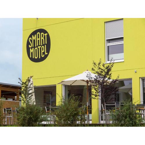 Smart Motel